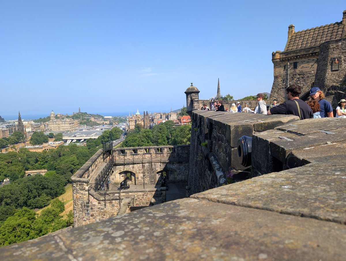 30 Things to Do in Edinburgh