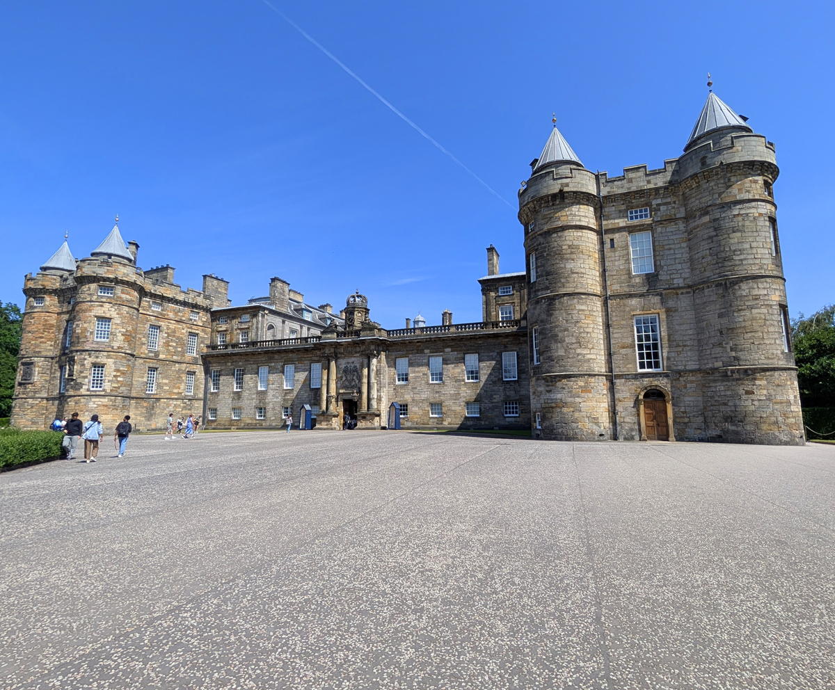 30 Things to Do in Edinburgh
