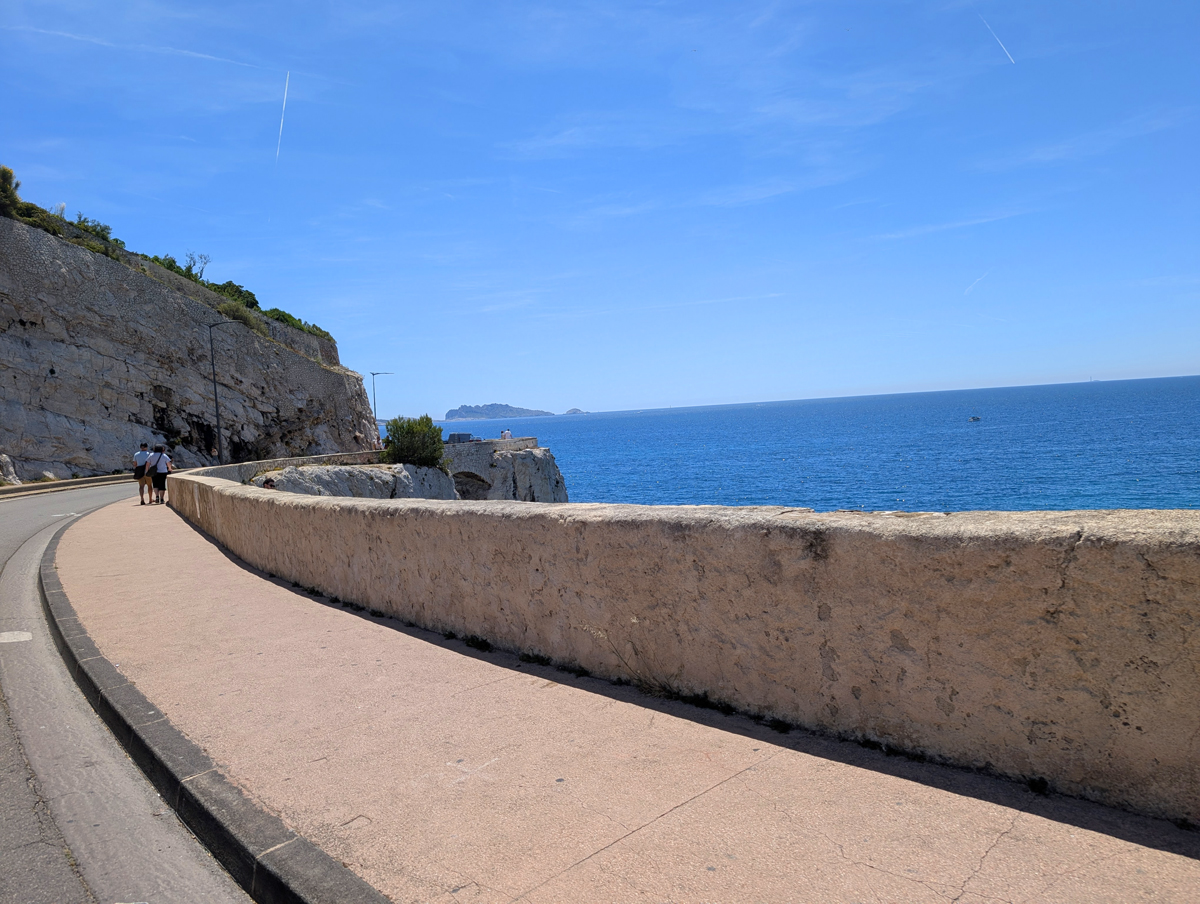 a day trip itinerary Marseille