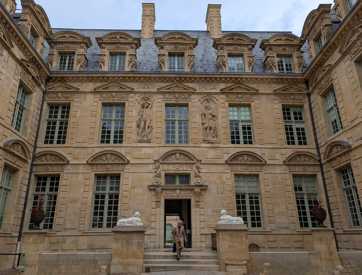 What to See in the 4th Arrondissement of Paris